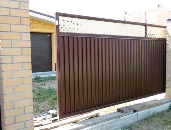 Эстетика и Надежность: Ворота Grand Line для Вашего Дома в Мегионе от 36685 руб